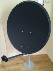 SystemSAT | 85cm Mix Digital Premium TRX Satellite Dish & Pole Mount Fittings 85cm